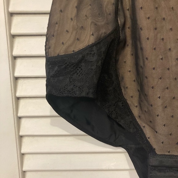 Jaclyn Smith Collections Black And Cream Lace Shapewear One Piece Size 2X - Picture 5 of 12